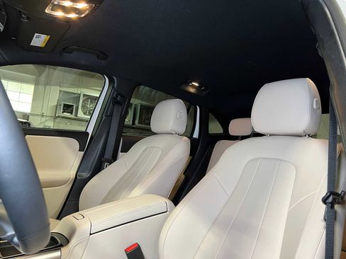 Certified 2025 Mercedes-Benz GLA 250 4MATIC image 24