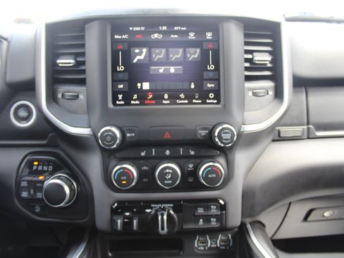 Used 2021 RAM 1500 Big Horn AWD/4WD image 16