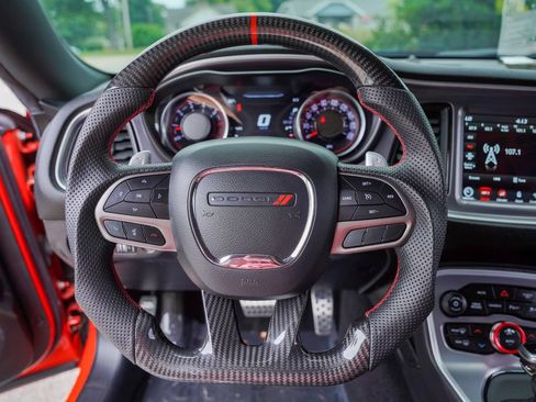 Used 2020 Dodge Challenger R/T Scat Pack w/ Dynamics Package RWD image 18