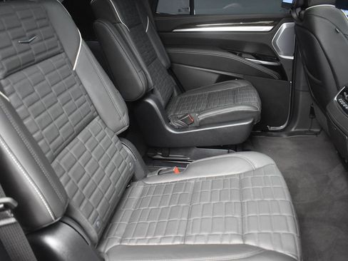 Certified 2025 Cadillac Escalade Sport Platinum image 34