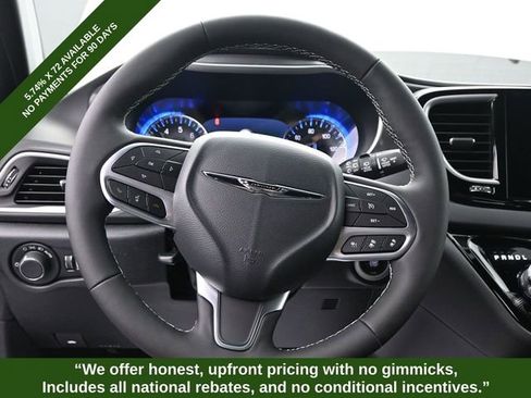 New 2026 Chrysler Voyager LX image 30