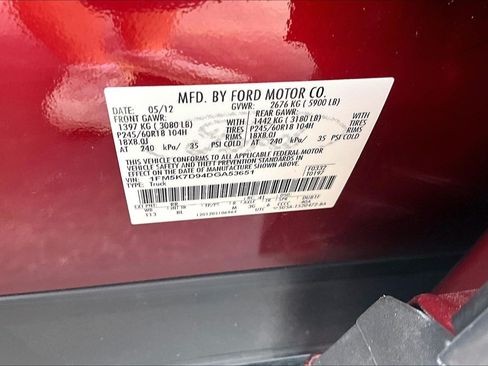 Used 2013 Ford Explorer XLT FWD image 5