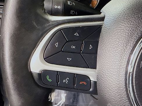 Used 2017 Jeep Compass Limited image 14