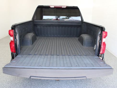Used 2024 Chevrolet Silverado 1500 Custom RWD image 9