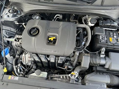 Used 2023 Kia Forte LXS w/ LXS Technology Package image 28