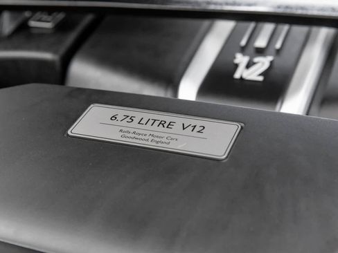 Used 2022 Rolls-Royce Cullinan image 43