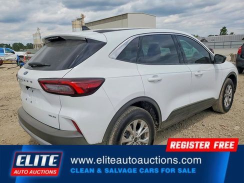 Used 2024 Ford Escape Active AWD/4WD image 5