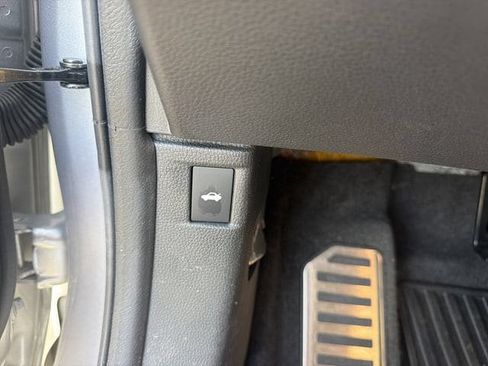 Used 2025 Honda Accord Sport image 32