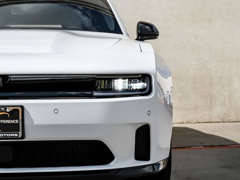 Used 2025 Dodge Charger R/T w/ Quick Order Package 25M R/T image 39