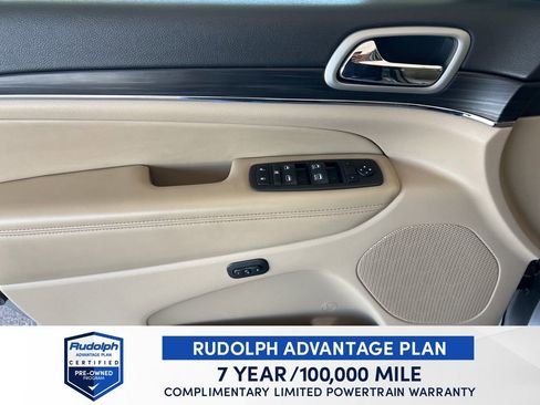 Used 2021 Jeep Grand Cherokee Limited image 11