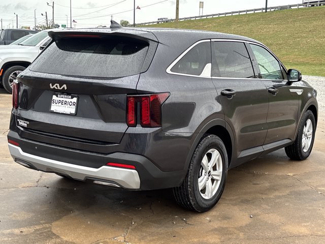 Used 2026 Kia Sorento LX FWD image 3