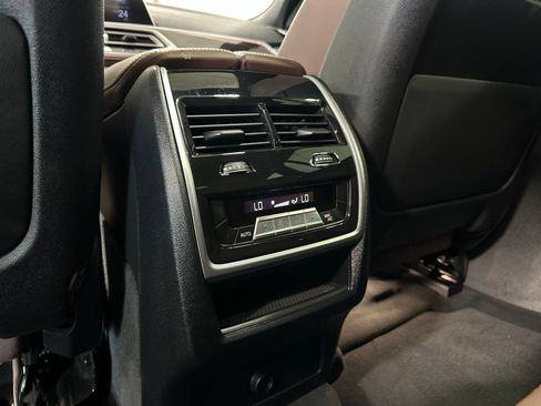 Used 2023 BMW X6 M50i AWD/4WD image 43