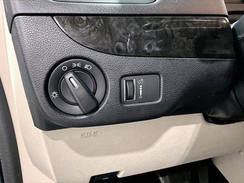 Used 2017 Dodge Grand Caravan SE w/ Power Window Group image 38
