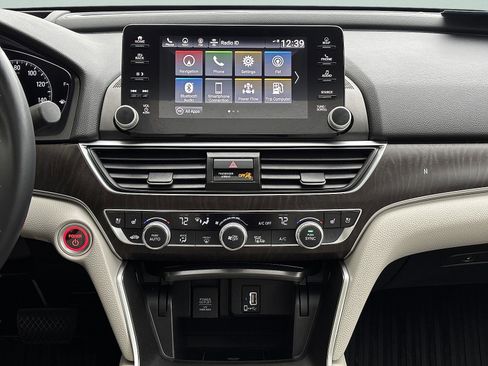 Certified 2019 Honda Accord Touring image 22