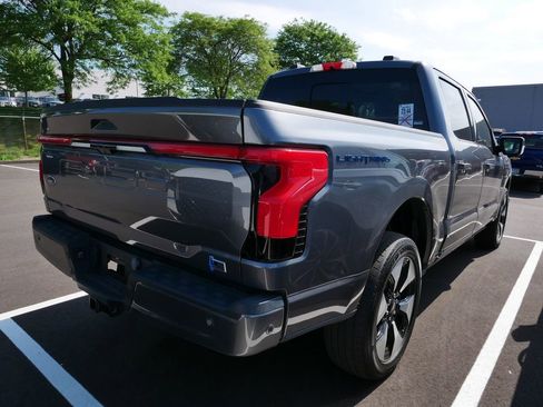 Used 2023 Ford F150 Lightning Platinum AWD/4WD image 4