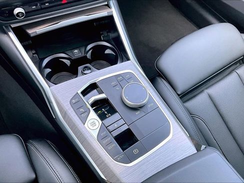 Used 2026 BMW 330i xDrive Sedan AWD/4WD image 23