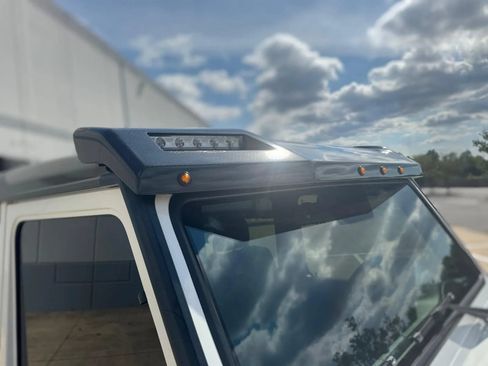 Used 2018 Mercedes-Benz G 550 Squared image 22