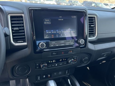 Certified 2023 Nissan Frontier SV w/ SV Premium Package image 18