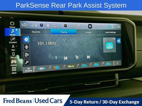 Certified 2024 Jeep Wrangler Unlimited Sahara w/ Technology Group AWD/4WD image 21
