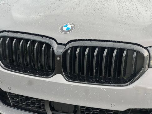 Used 2022 BMW M550i xDrive w/ Executive Package AWD/4WD image 43