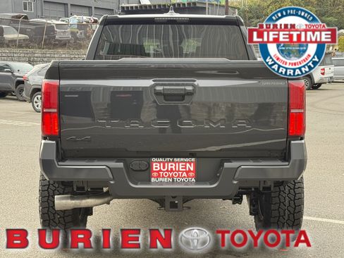 New 2025 Toyota Tacoma SR5 image 4