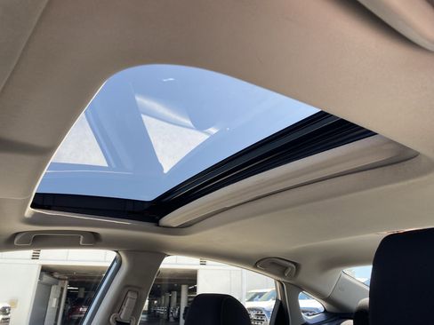 Used 2019 Honda Civic EX image 25