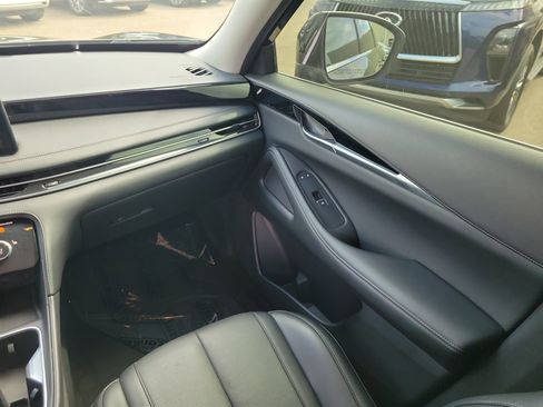 Used 2024 INFINITI QX60 Pure image 11