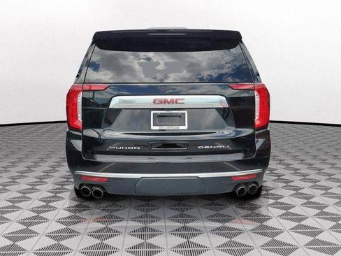 Used 2021 GMC Yukon Denali w/ Denali Premium Package AWD/4WD image 5