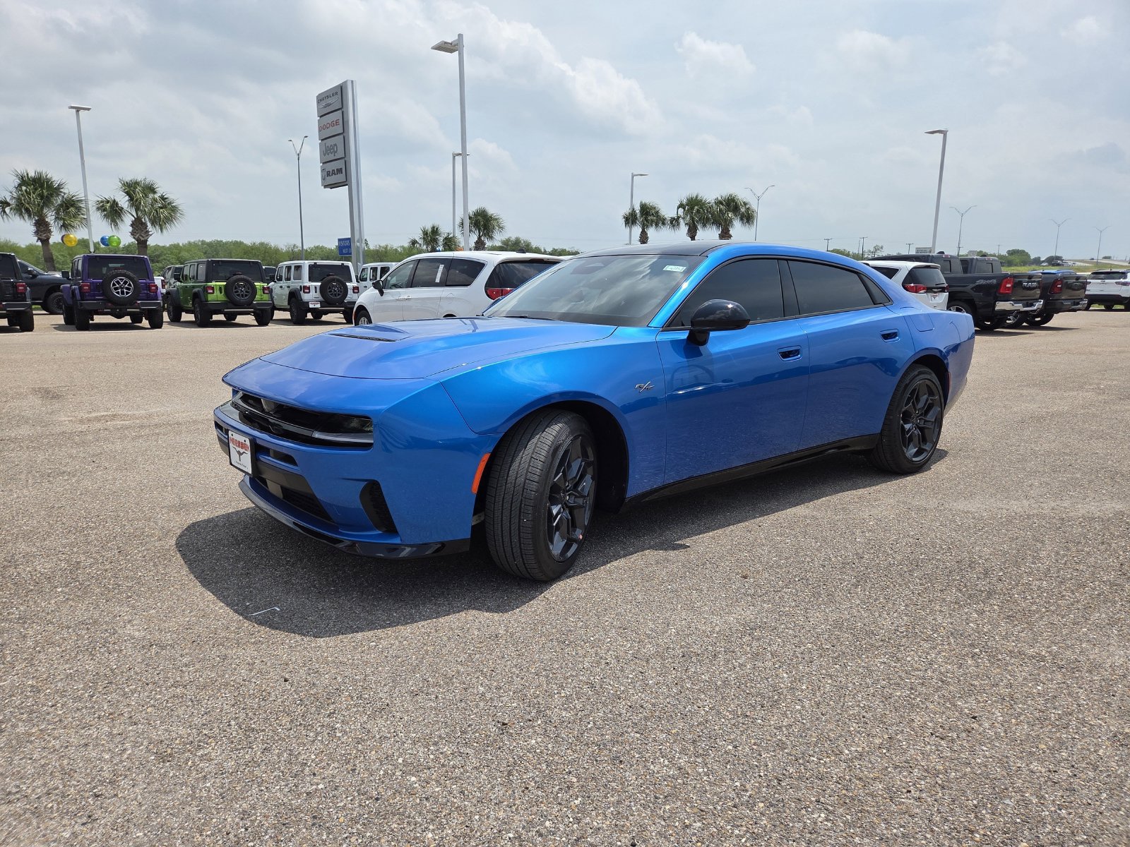 New 2026 Dodge Charger R/T w/ Blacktop Package AWD/4WD image 3