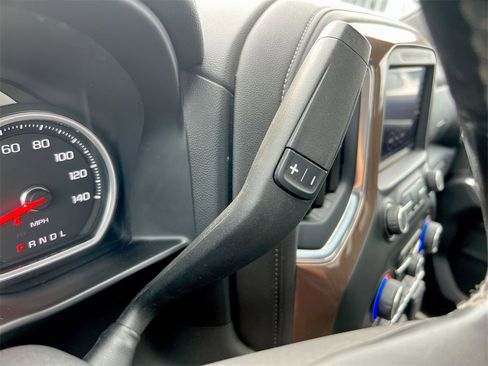 Certified 2019 Chevrolet Silverado 1500 High Country w/ High Country Premium Package image 14