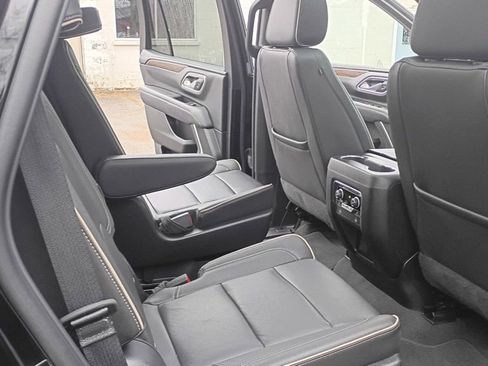 Used 2023 Chevrolet Tahoe Premier w/ Premium Package 2 AWD/4WD image 11