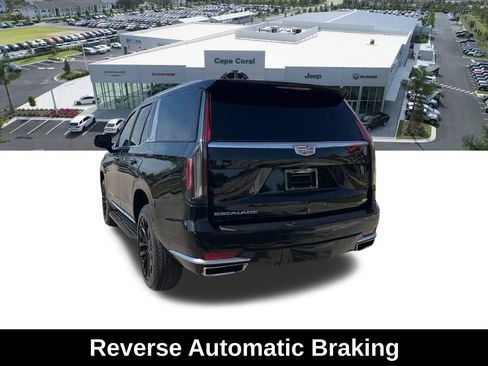 Used 2022 Cadillac Escalade Premium Luxury RWD image 25