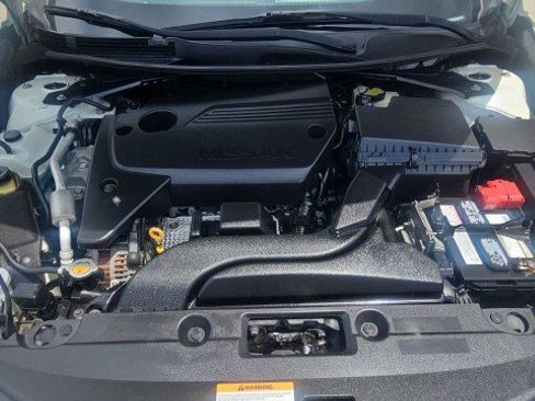 Used 2016 Nissan Altima 2.5 SV FWD image 29