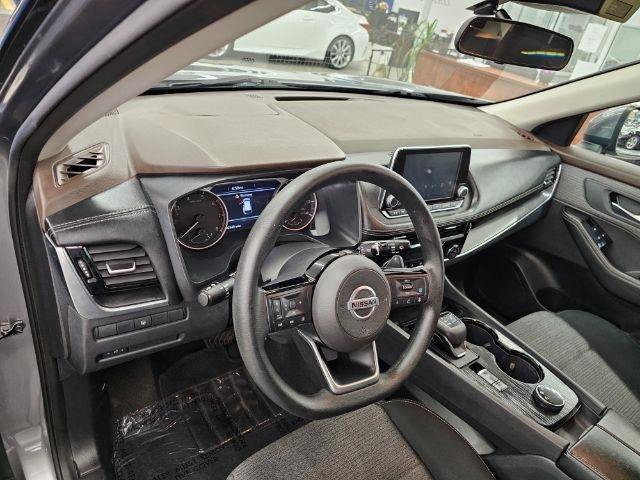 Used 2021 Nissan Rogue SV AWD/4WD image 8