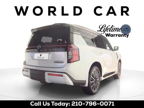 Used 2025 Nissan Armada Platinum Reserve AWD/4WD image 2