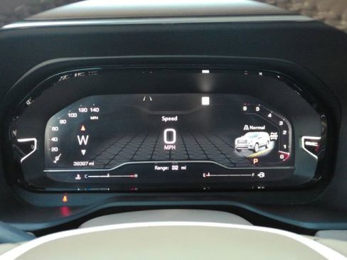 Used 2023 GMC Yukon XL Denali image 41