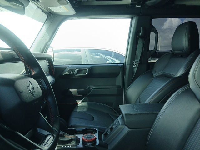 Used 2025 Ford Bronco Raptor AWD/4WD image 13