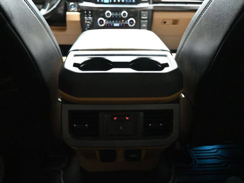 Used 2023 Ford F250 Lariat w/ Chrome Package AWD/4WD image 25