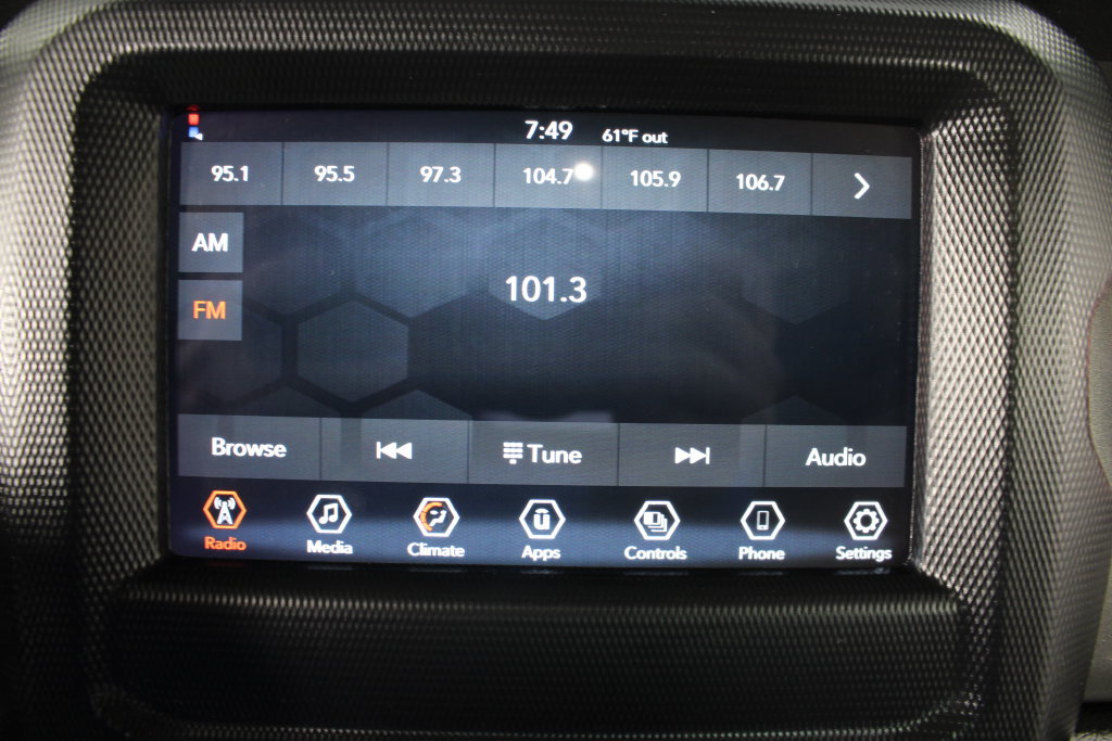 Used 2023 Jeep Wrangler Sport AWD/4WD image 5