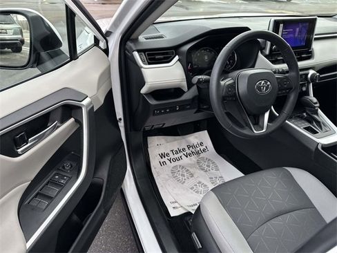 Used 2024 Toyota RAV4 XLE image 14