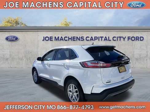 Certified 2022 Ford Edge SEL w/ Convenience Package image 6