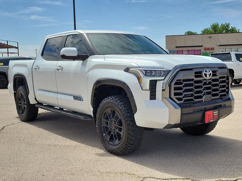 Used 2025 Toyota Tundra Platinum w/ TRD Off-Road Package AWD/4WD image 6