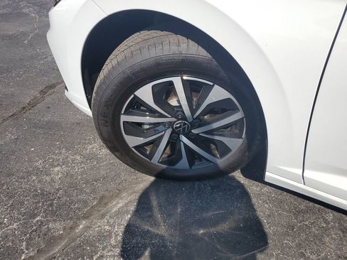 New 2025 Volkswagen Jetta S image 28