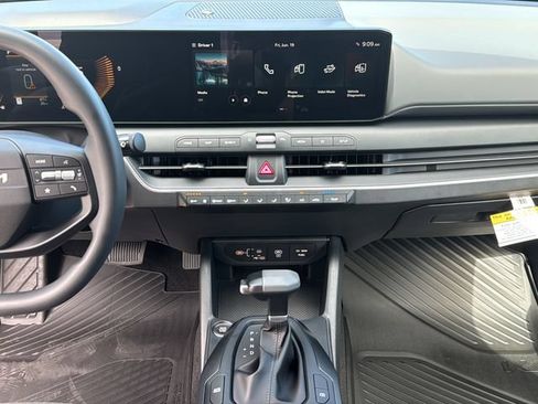 New 2026 Kia K4 FWD image 26
