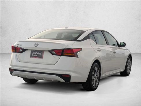 Used 2025 Nissan Altima 2.5 S image 5