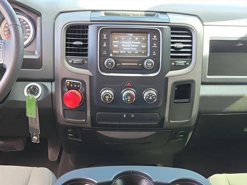 Used 2018 RAM 1500 Express w/ Express Value Package RWD image 18