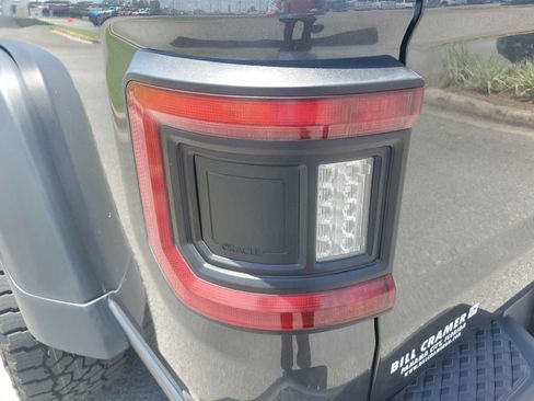 Used 2023 Jeep Gladiator Mojave w/ Trailer Tow Package AWD/4WD image 4