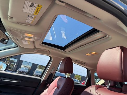 Used 2021 MAZDA CX-5 Carbon Edition image 3