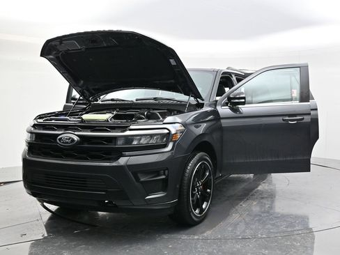 Certified 2022 Ford Expedition Max Limited image 60