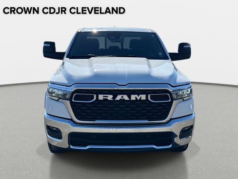 Used 2025 RAM 1500 Big Horn AWD/4WD image 9
